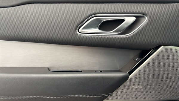 Used Land Rover Range Rover Velar 2021 for sale - 76081563: Photo 19