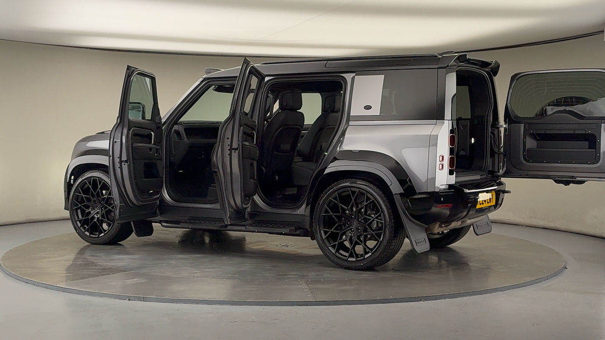 Used Land Rover Defender 2024 for sale - 78213248: Photo 50