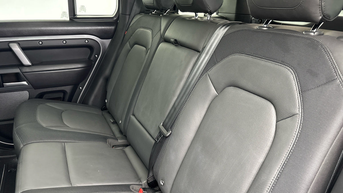 Used Land Rover Defender 2024 for sale - 78213248: Photo 8