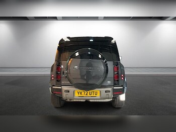 Used Land Rover Defender 110 2023 for sale - 75803170: Photo