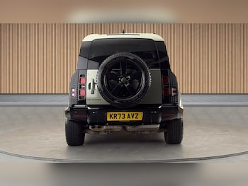 Used Land Rover Defender 110 2023 for sale - 78807028: Photo