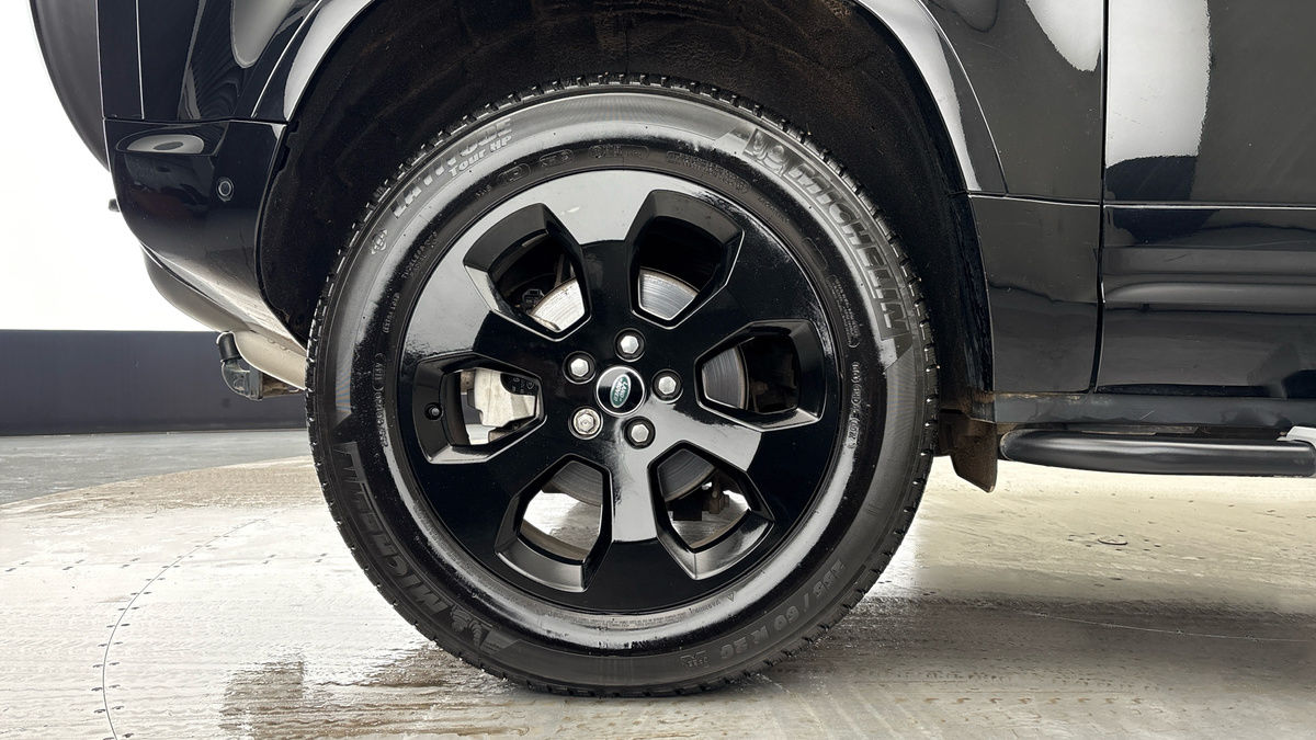 Used Land Rover Defender 90 2023 for sale - 76725442: Photo 10