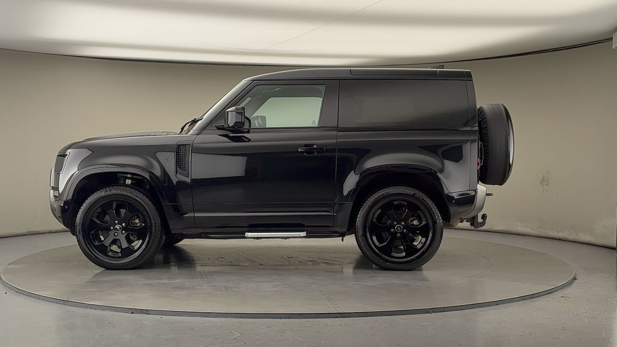 Used Land Rover Defender 90 2023 for sale - 76725442: Photo 15