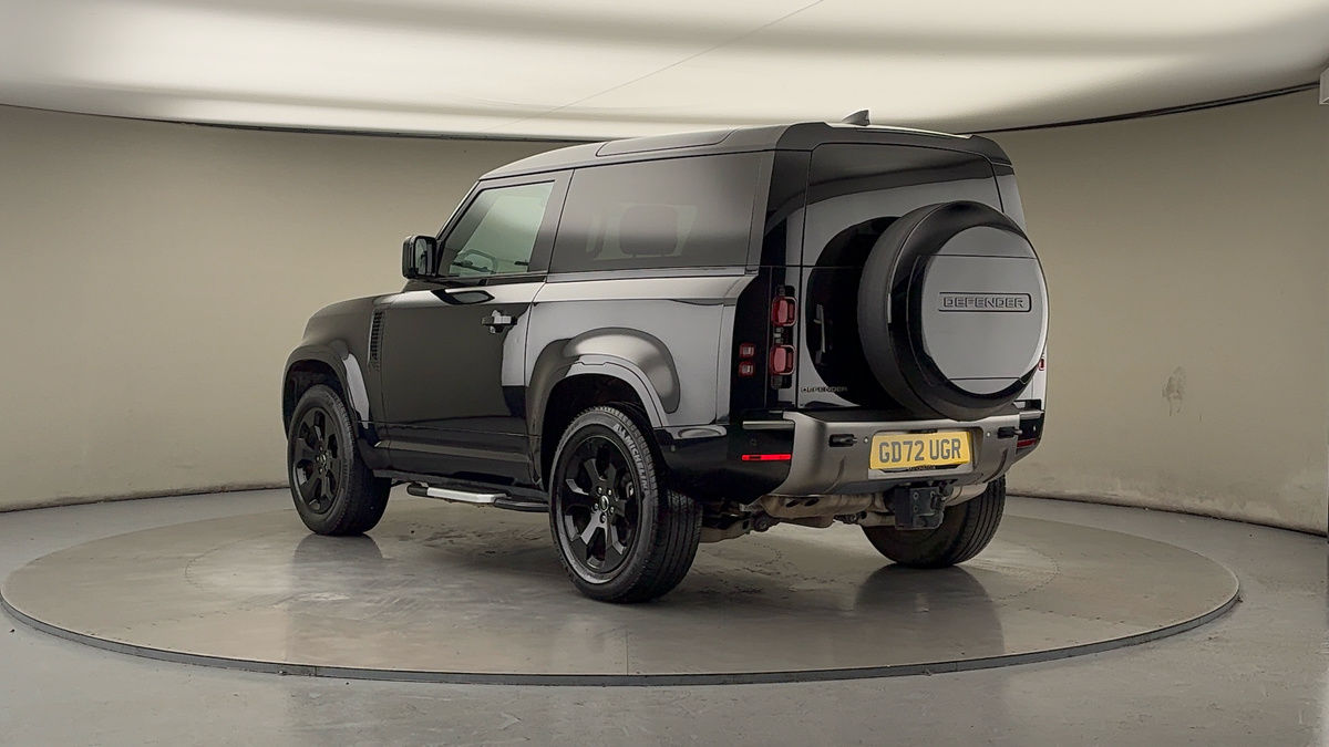 Used Land Rover Defender 90 2023 for sale - 76725442: Photo 2