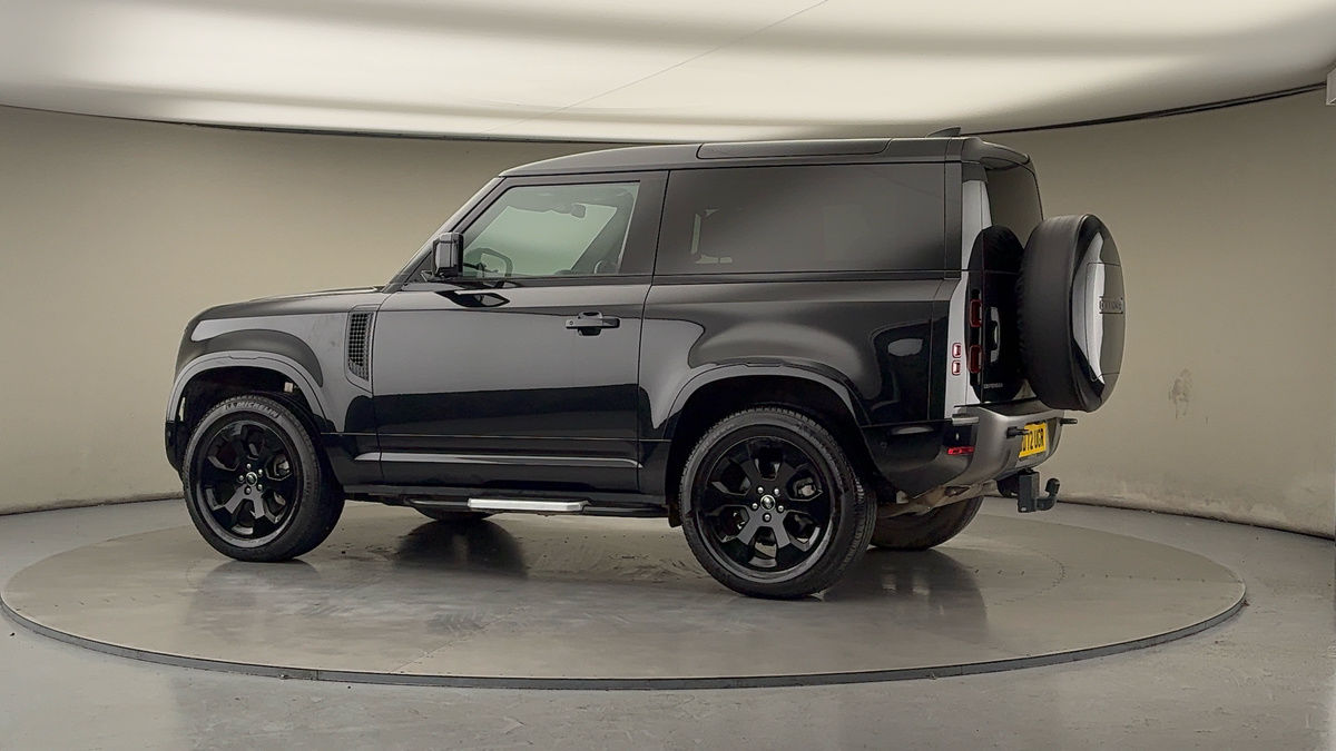 Used Land Rover Defender 90 2023 for sale - 76725442: Photo 26