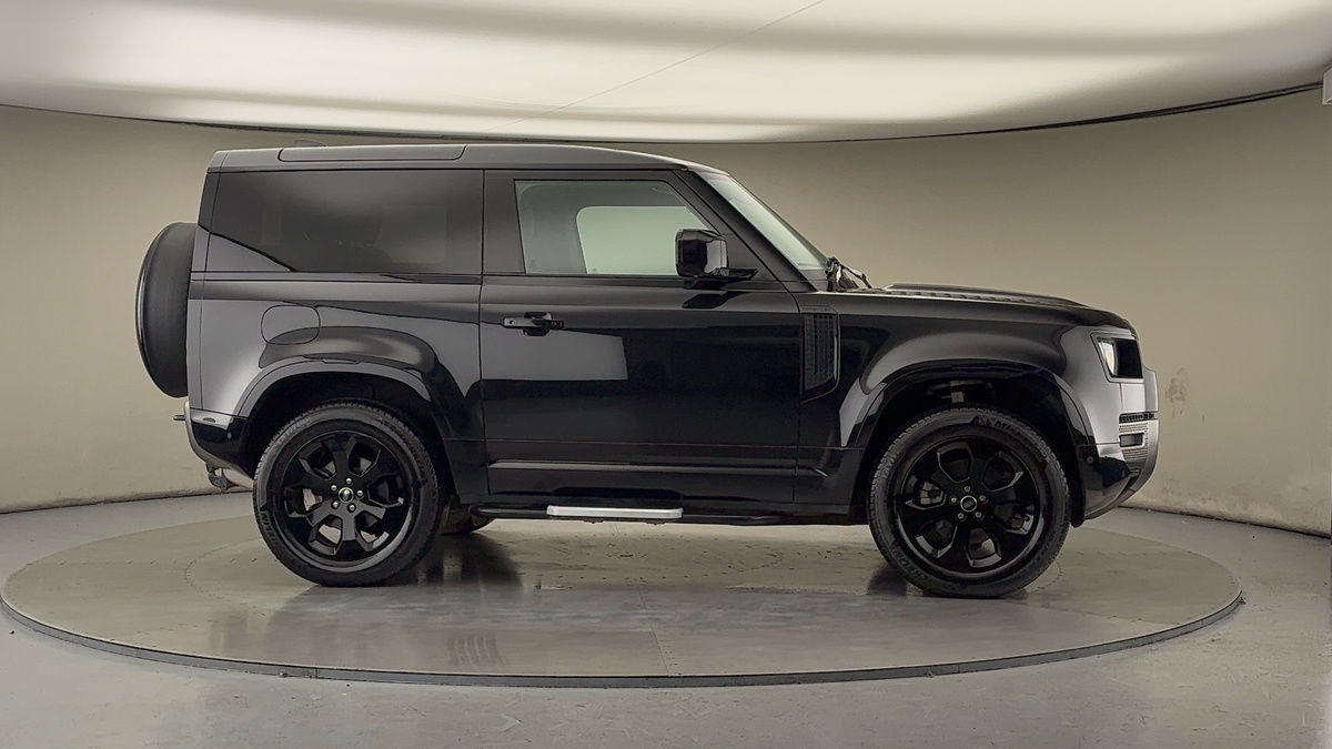 Used Land Rover Defender 90 2023 for sale - 76725442: Photo 36