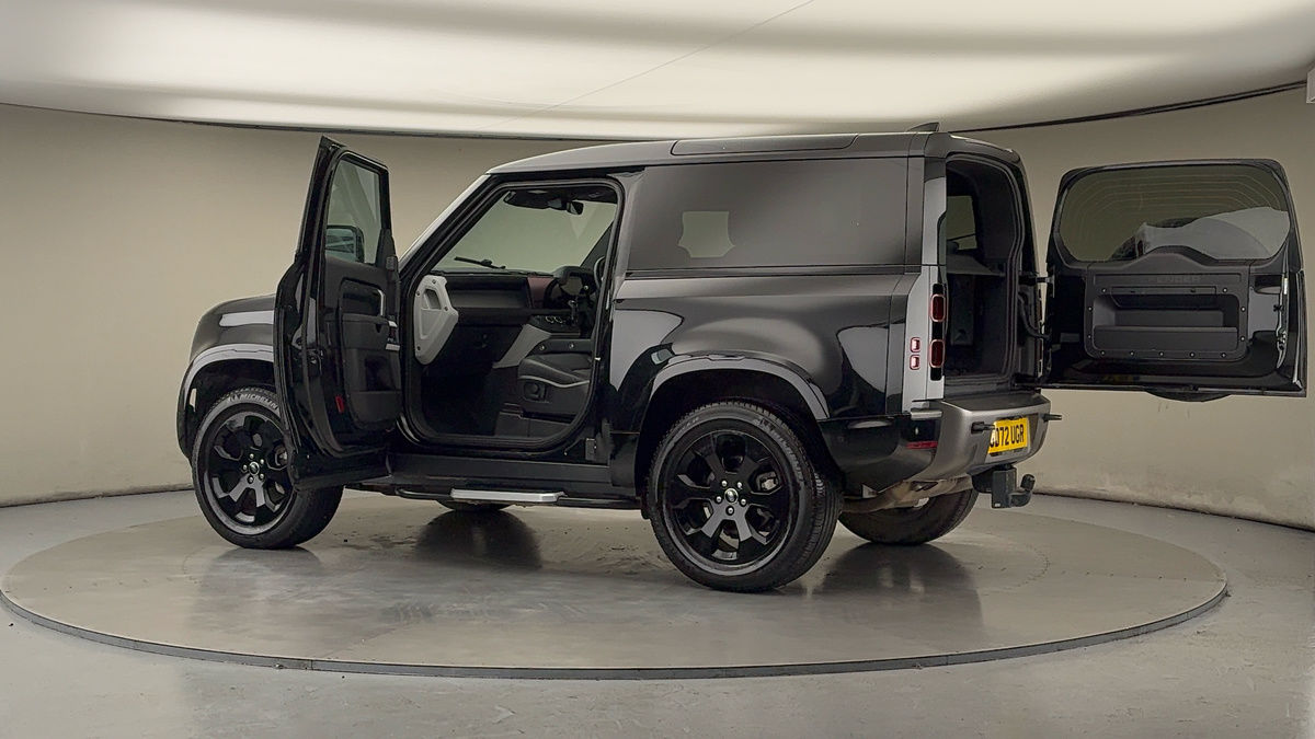 Used Land Rover Defender 90 2023 for sale - 76725442: Photo 45