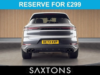 Used Porsche Cayenne 2023 for sale - 79047207: Photo