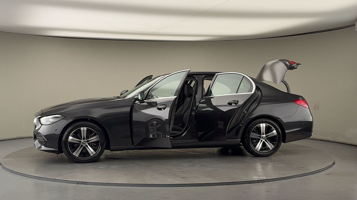 Used Mercedes-Benz C Class 2022 for sale - 77129242: Photo 47