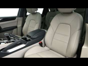 Used Porsche Cayenne 2019 for sale - 74107162: Photo