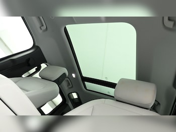 Used Land Rover Defender 110 2025 for sale - 75560601: Photo