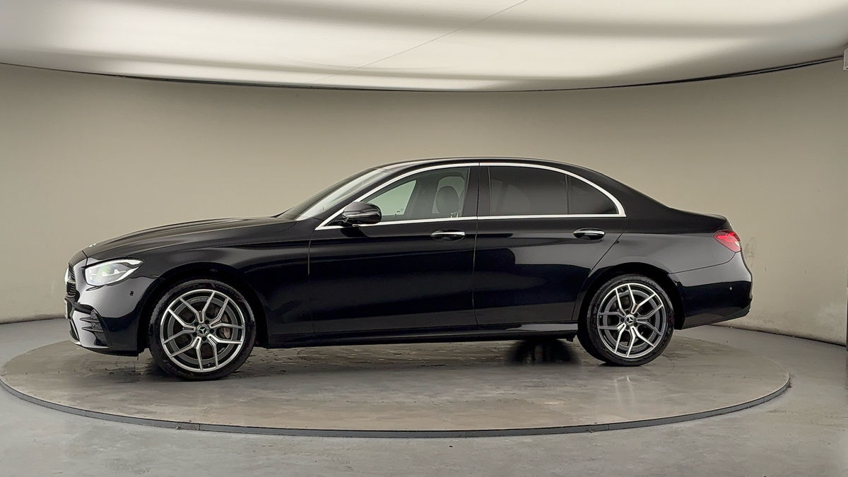 Used Mercedes-Benz E Class 2023 for sale - 77027795: Photo 28