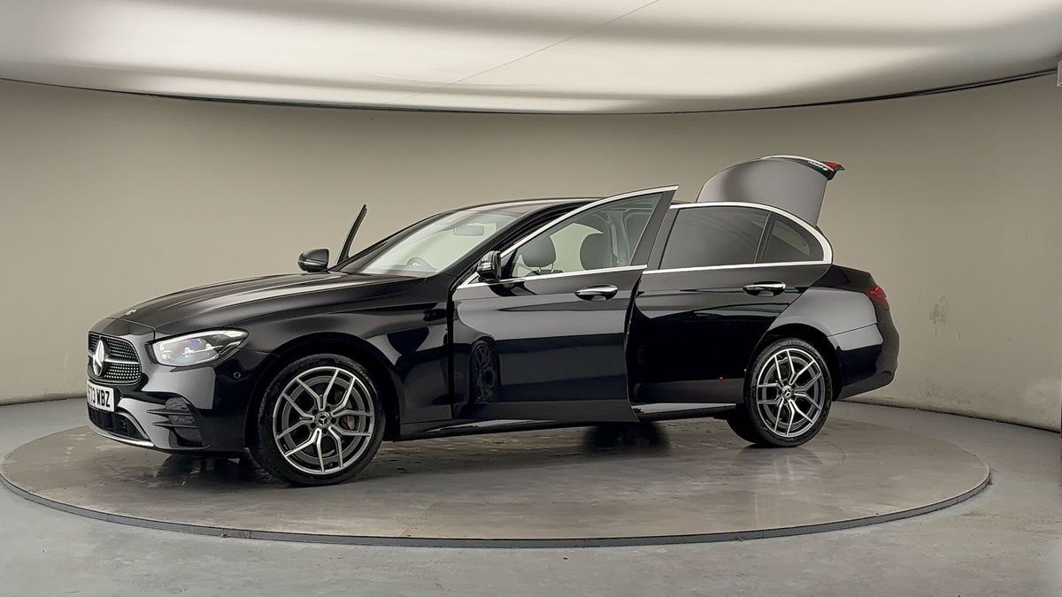 Used Mercedes-Benz E Class 2023 for sale - 77027795: Photo 48