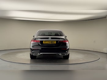 Used Mercedes-Benz E Class 2023 for sale - 77027795: Photo