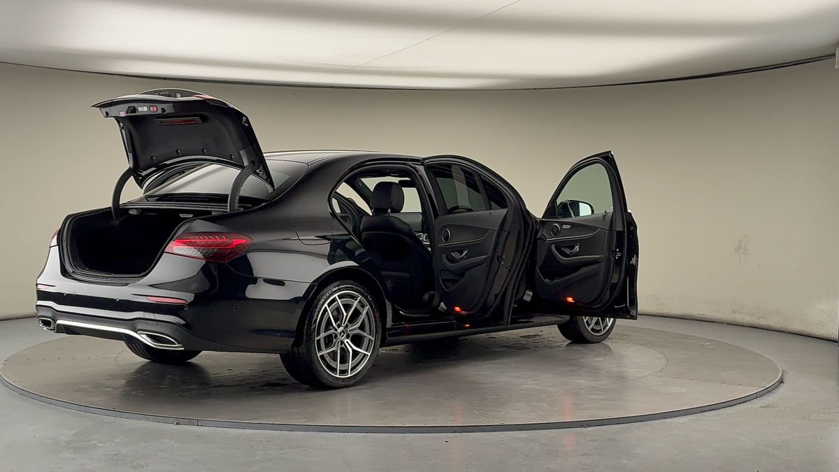 Used Mercedes-Benz E Class 2023 for sale - 77027795: Photo 58