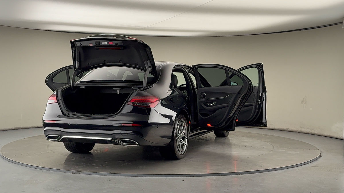 Used Mercedes-Benz E Class 2023 for sale - 77027795: Photo 59