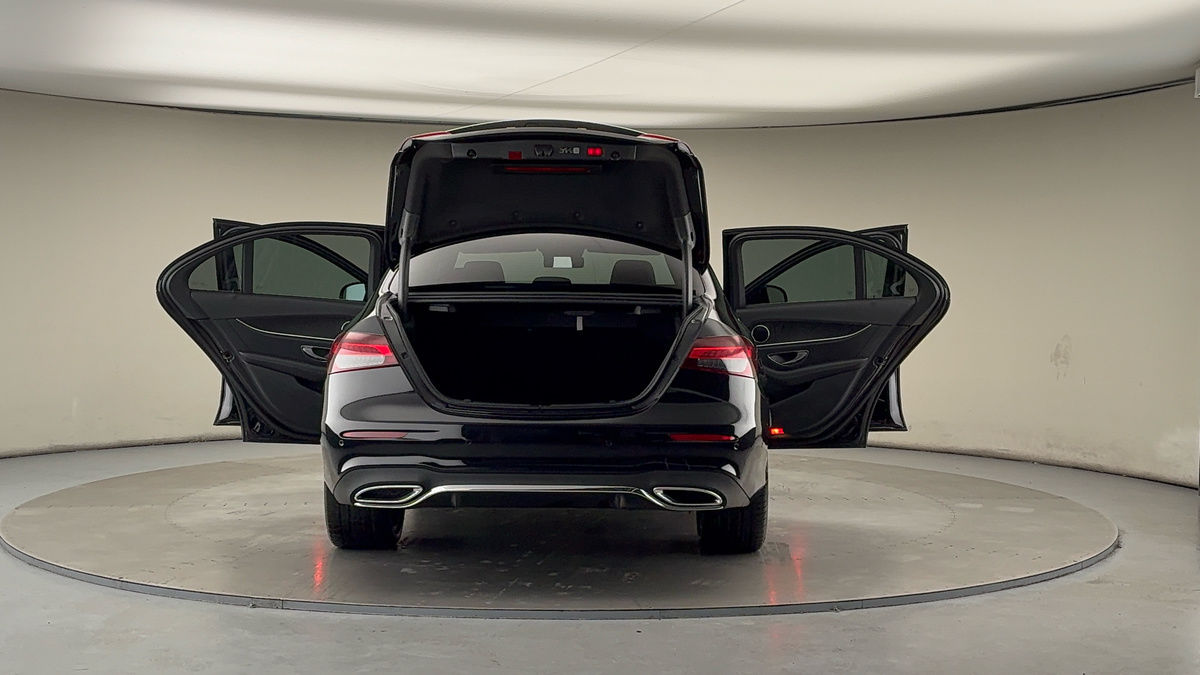 Used Mercedes-Benz E Class 2023 for sale - 77027795: Photo 60