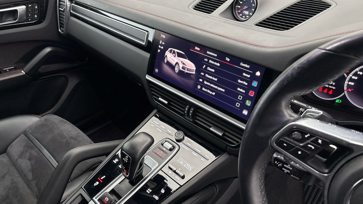 Used Porsche Cayenne 2022 for sale - 77303330: Photo 18