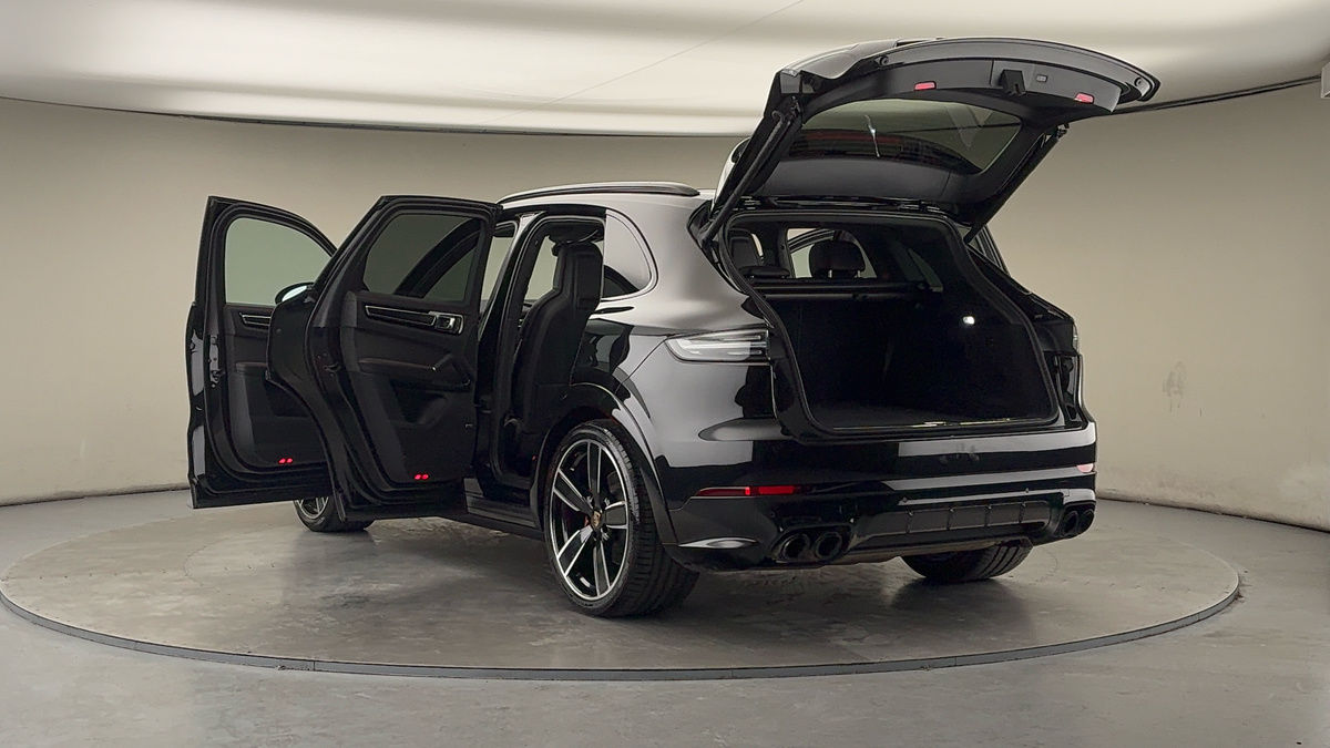 Used Porsche Cayenne 2022 for sale - 77303330: Photo 23