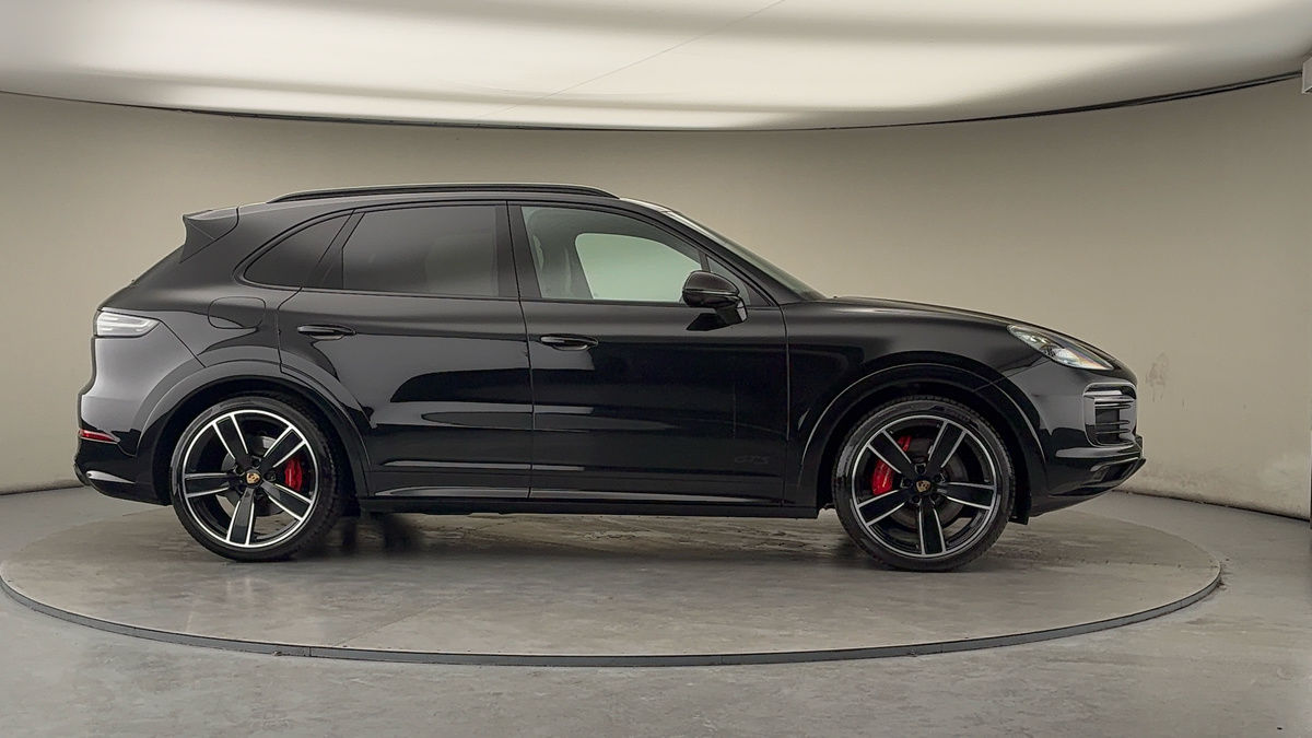 Used Porsche Cayenne 2022 for sale - 77303330: Photo 40