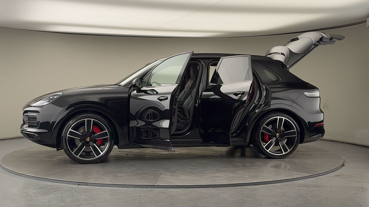 Used Porsche Cayenne 2022 for sale - 77303330: Photo 51