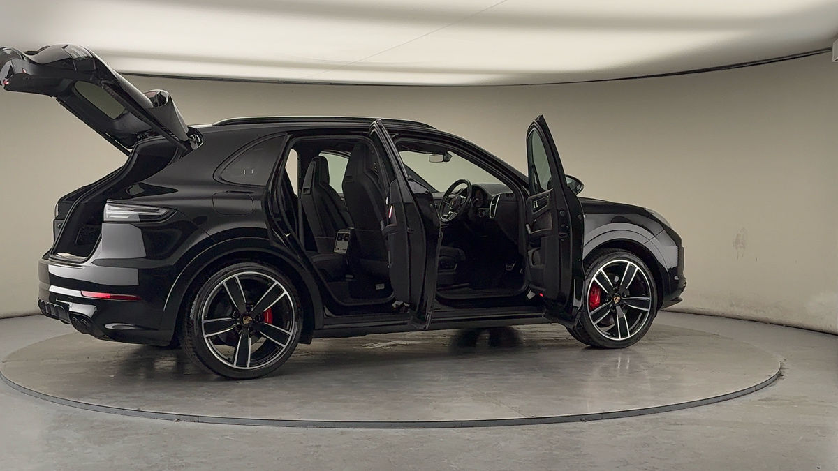 Used Porsche Cayenne 2022 for sale - 77303330: Photo 61