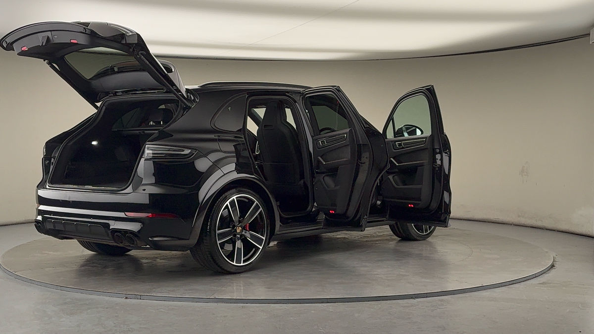 Used Porsche Cayenne 2022 for sale - 77303330: Photo 62