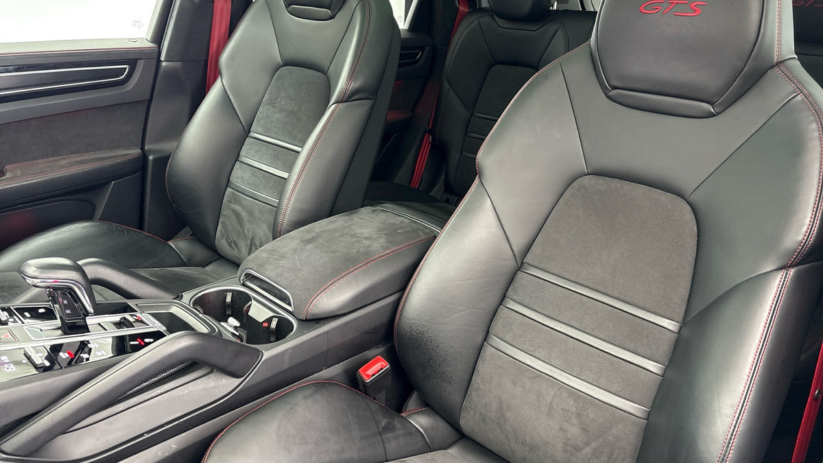 Used Porsche Cayenne 2022 for sale - 77303330: Photo 7