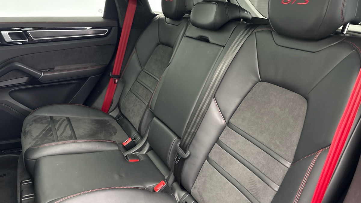 Used Porsche Cayenne 2022 for sale - 77303330: Photo 8