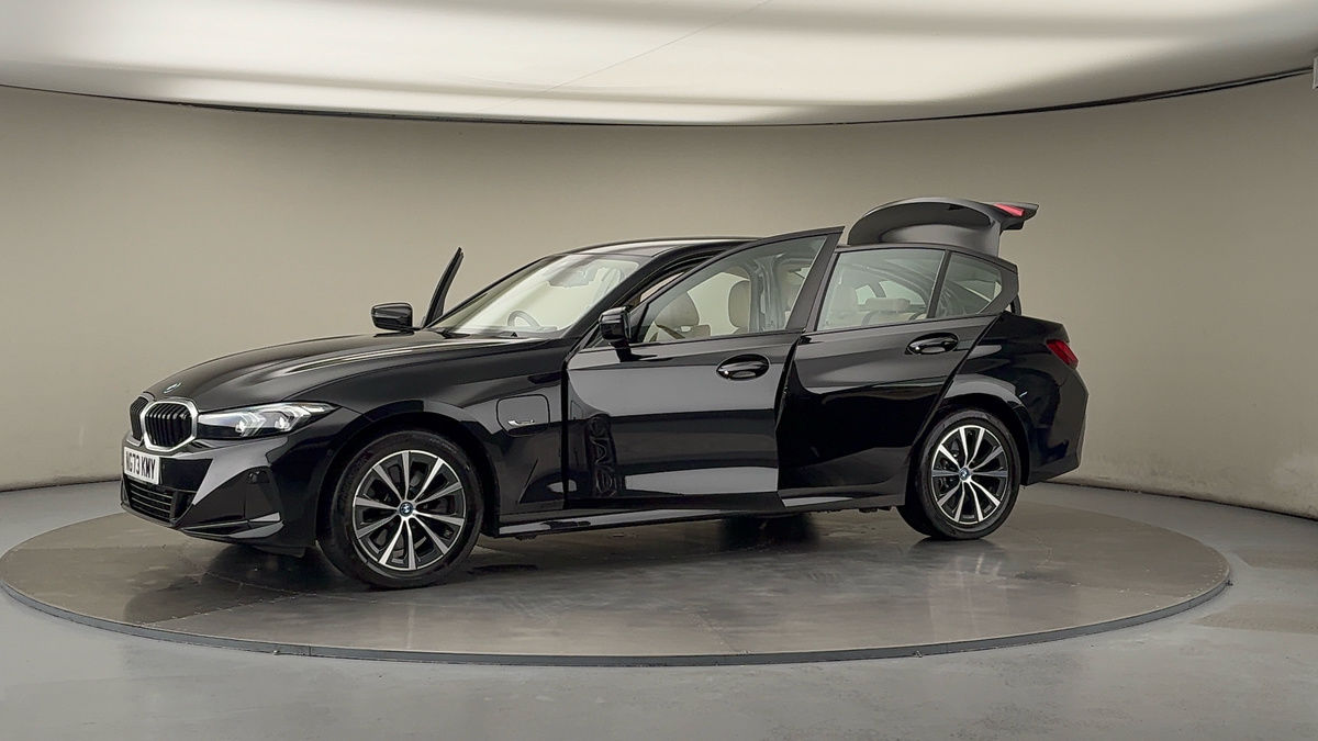 Used BMW 3 Series 2023 for sale - 75999259: Photo 48