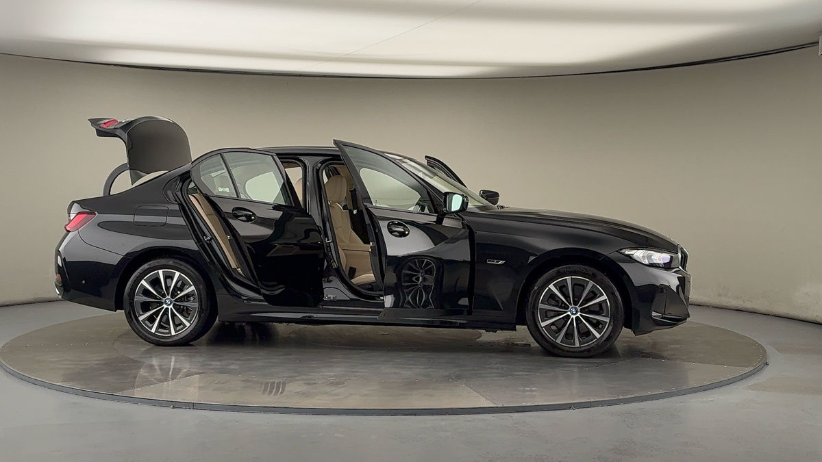 Used BMW 3 Series 2023 for sale - 75999259: Photo 55