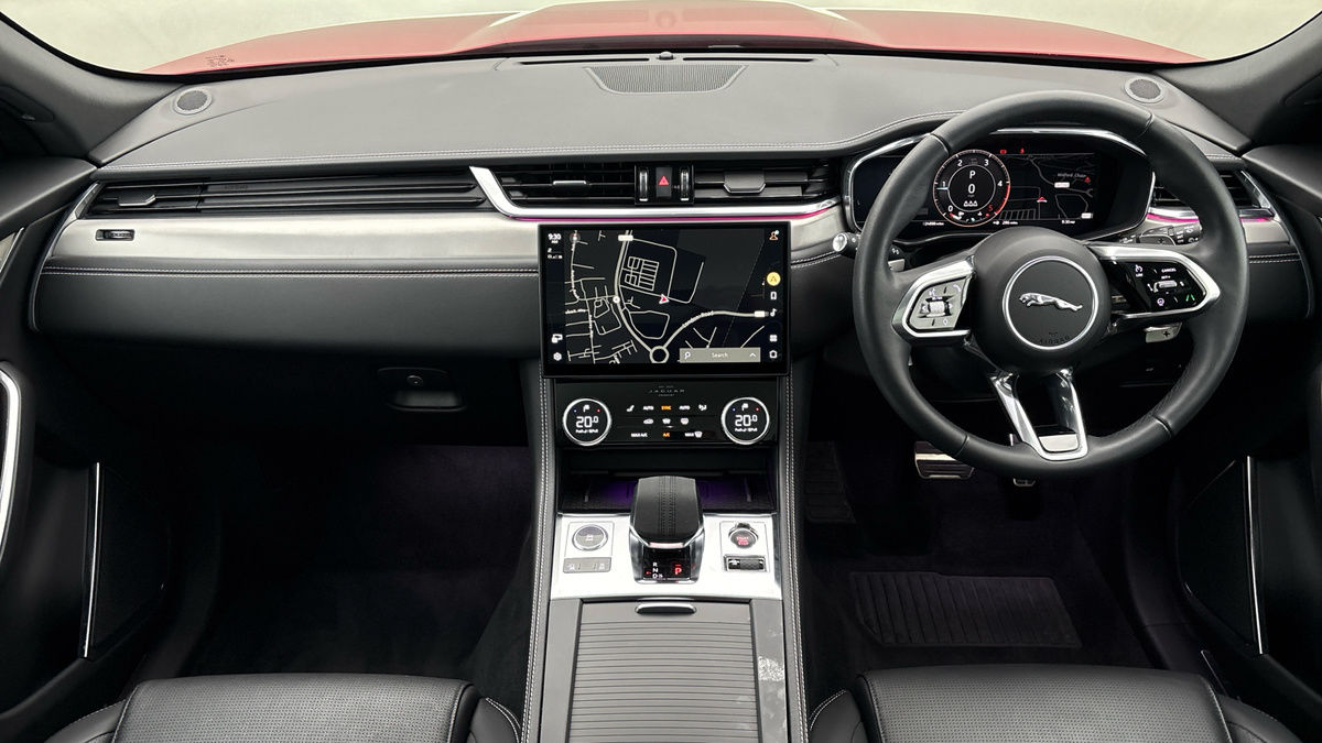 Used Jaguar F-Pace 2023 for sale - 76368739: Photo 12