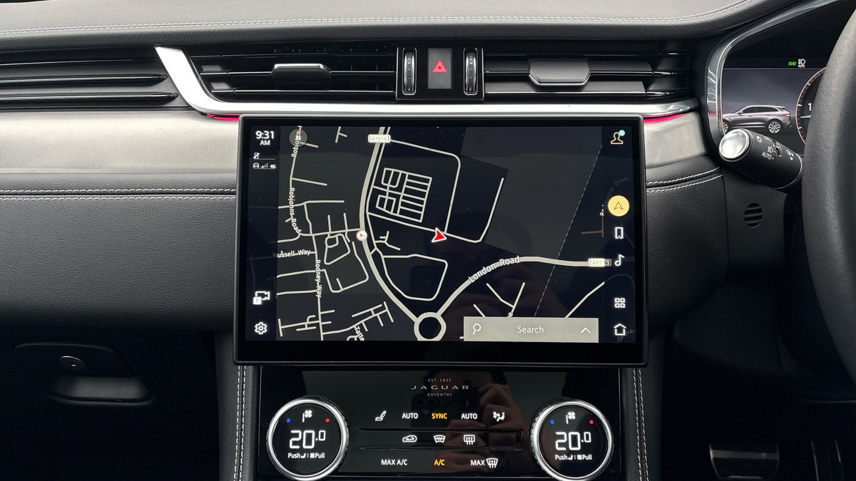 Used Jaguar F-Pace 2023 for sale - 76368739: Photo 17