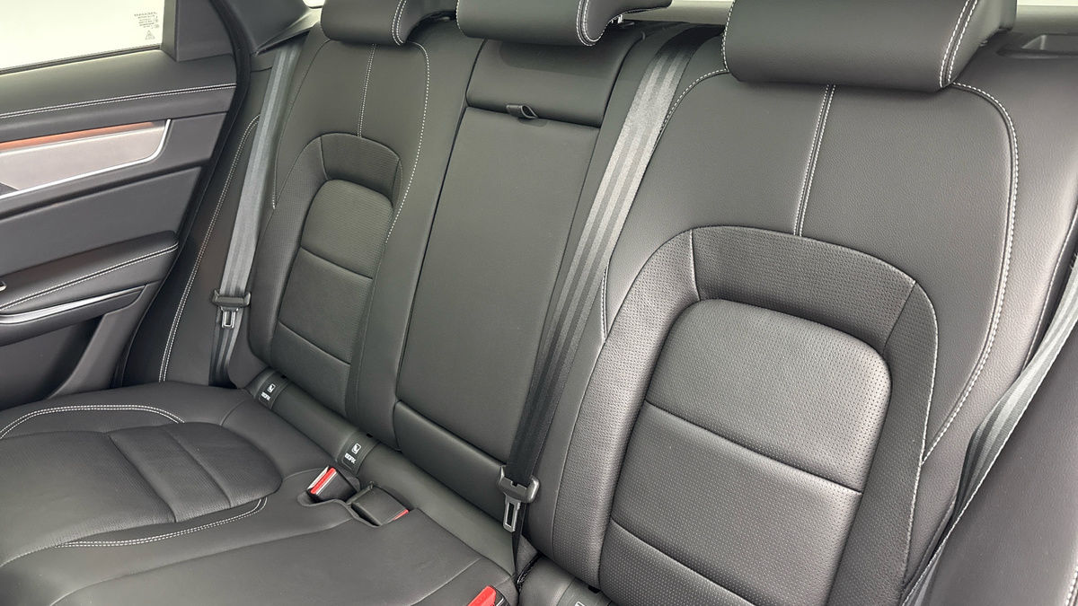 Used Jaguar F-Pace 2023 for sale - 76368739: Photo 8