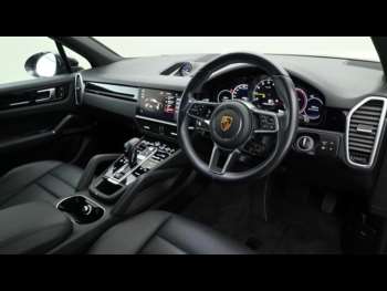 Used Porsche Cayenne 2022 for sale - 74320252: Photo