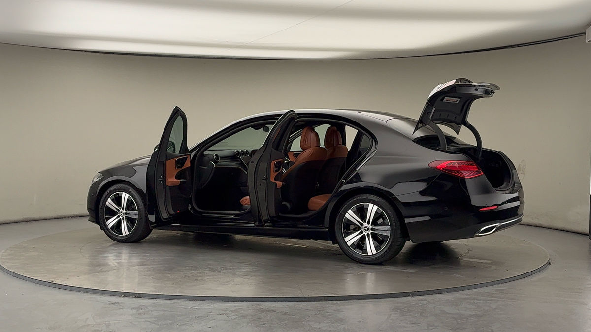 Used Mercedes-Benz C Class 2022 for sale - 76368740: Photo 45