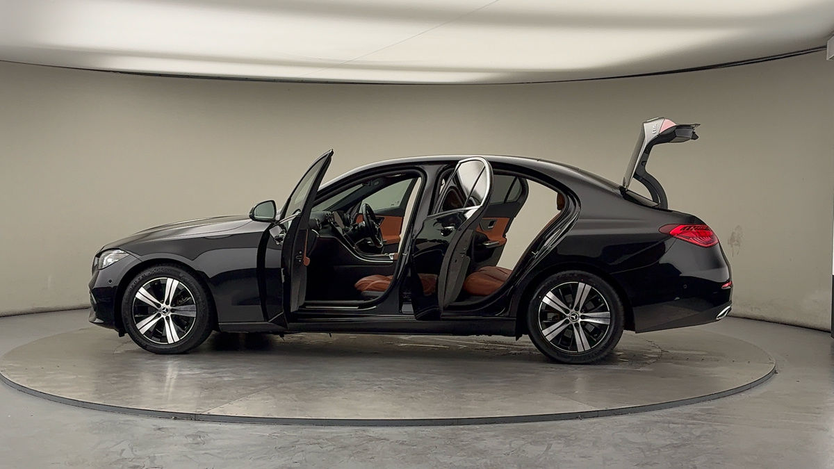 Used Mercedes-Benz C Class 2022 for sale - 76368740: Photo 46