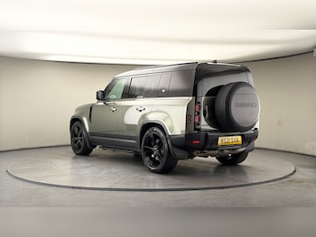 Used Land Rover Defender 110 2021 for sale - 78111611: Photo