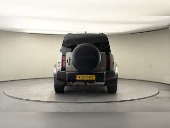 Used Land Rover Defender 110 2021 for sale - 78111611: Photo