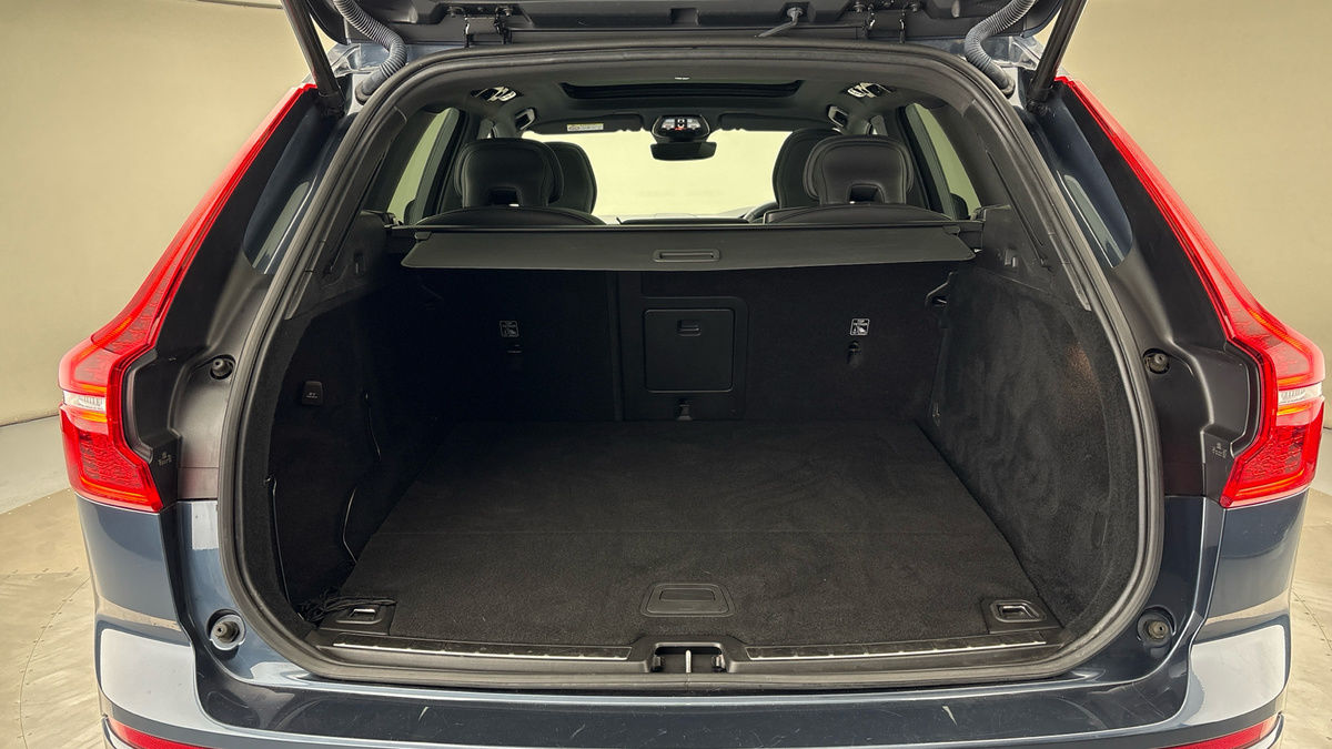 Used Volvo XC60 2022 for sale - 75999281: Photo 11