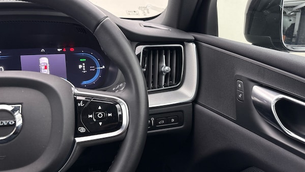 Used Volvo XC60 2022 for sale - 75999281: Photo 14