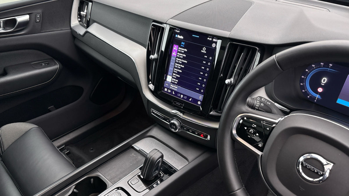 Used Volvo XC60 2022 for sale - 75999281: Photo 18