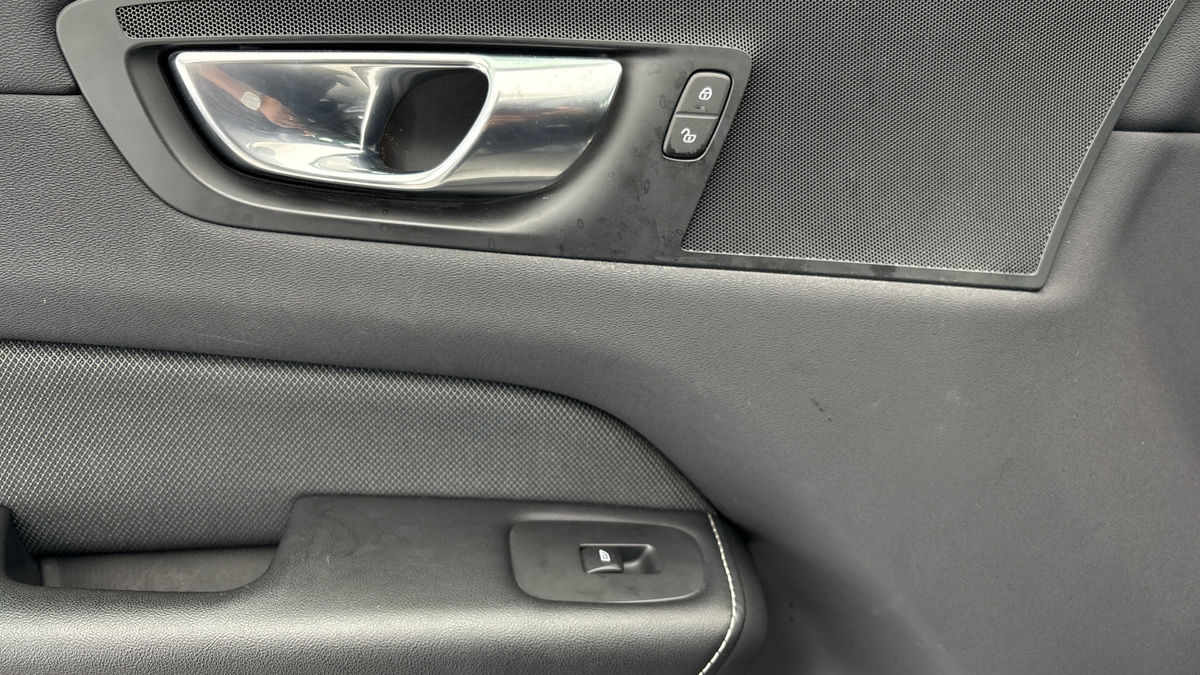 Used Volvo XC60 2022 for sale - 75999281: Photo 19