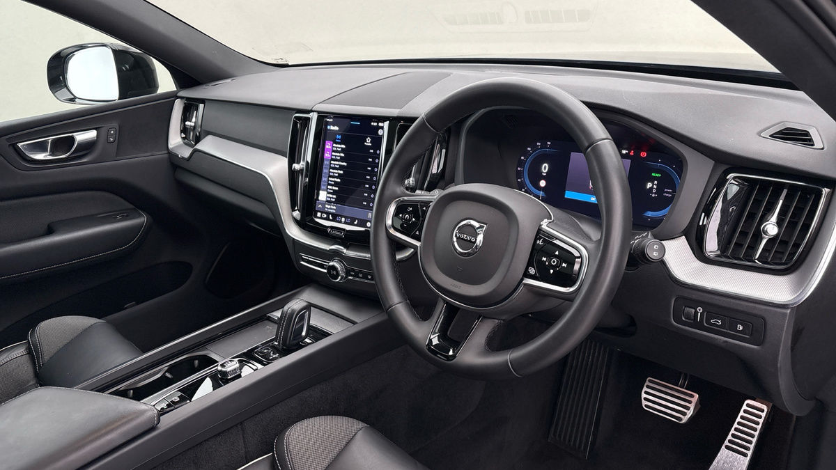 Used Volvo XC60 2022 for sale - 75999281: Photo 5