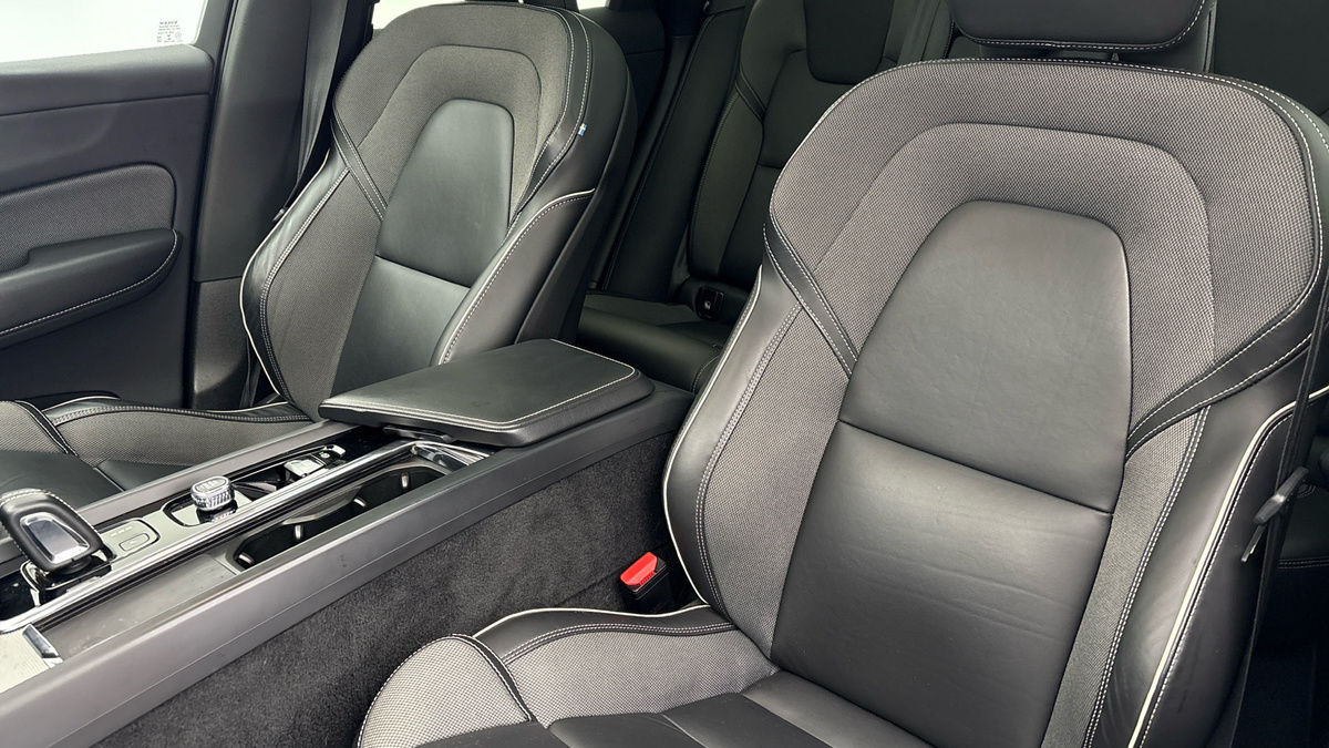 Used Volvo XC60 2022 for sale - 75999281: Photo 7