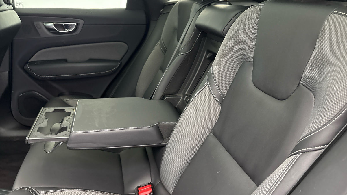 Used Volvo XC60 2022 for sale - 75999281: Photo 9