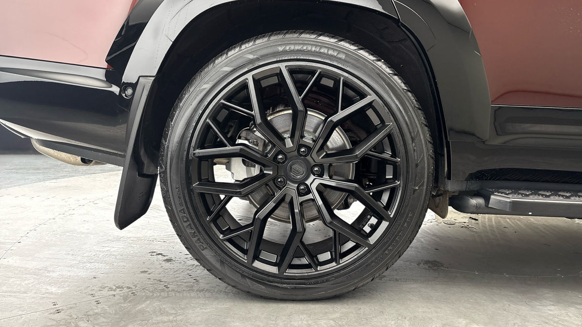 Used Land Rover Defender 130 2024 for sale - 76396730: Photo 10