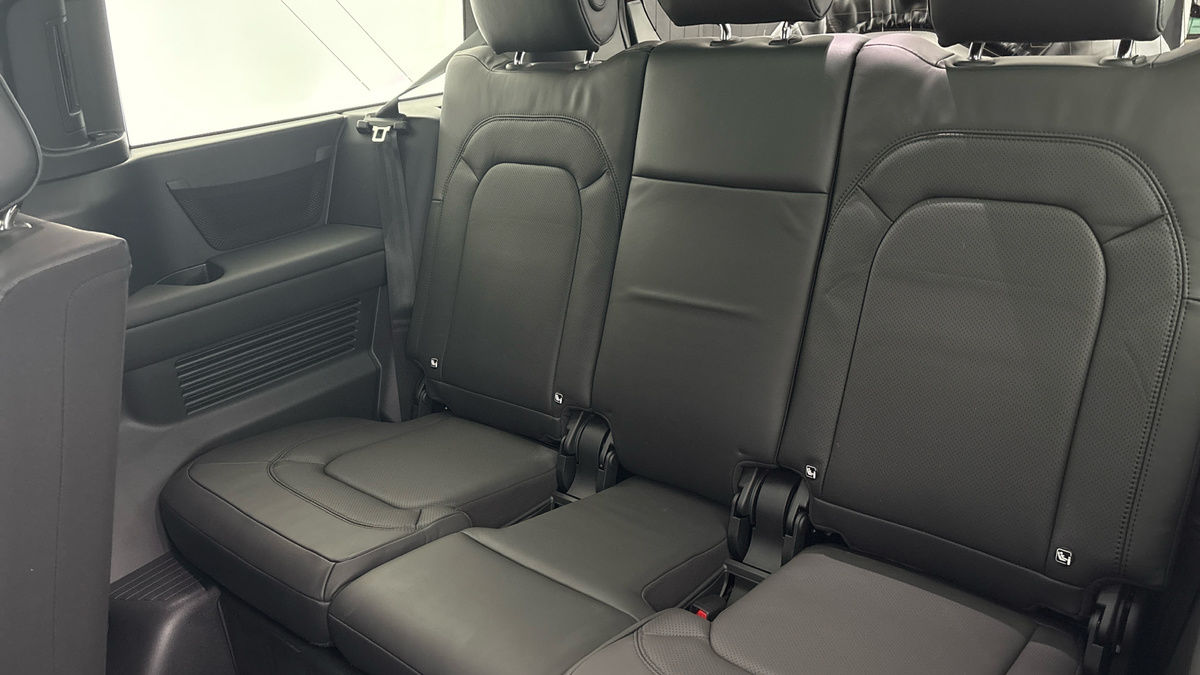 Used Land Rover Defender 130 2024 for sale - 76396730: Photo 29