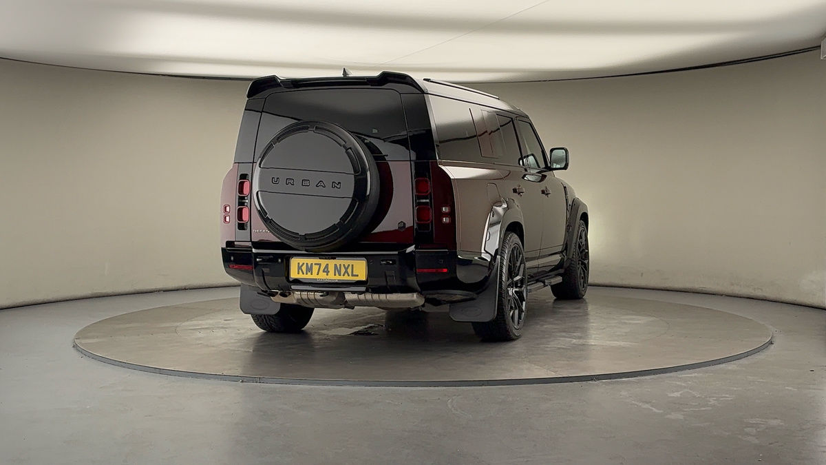 Used Land Rover Defender 130 2024 for sale - 76396730: Photo 46