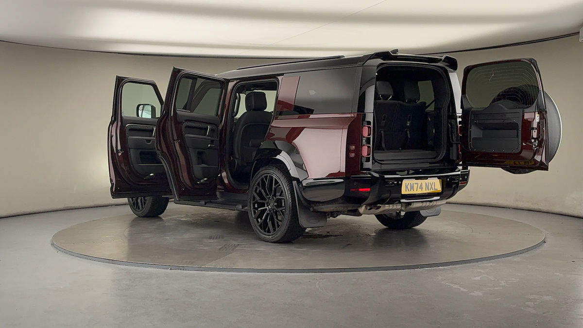 Used Land Rover Defender 130 2024 for sale - 76396730: Photo 49